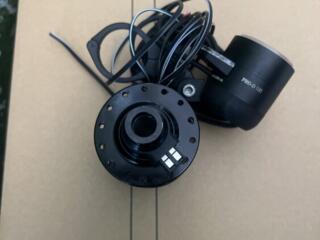 Acid Pro D100, Dynamo hub Pl-7