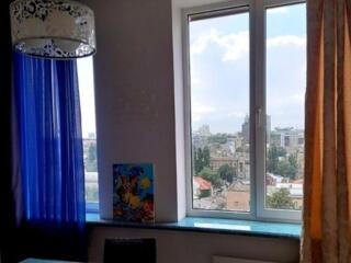 2-комн. квартира в ЖК Капитан, Базарная, парк Шевченко, Леонтовича