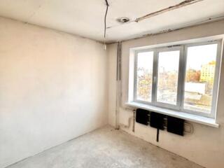 Продается 2-ком. кв. Центр, ул. 1 Мая