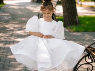 Прокат шикарного платья для девочки 5 лет