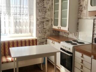 2-комн. квартира на Среднефонианской, Фонтанская дор, Краснова