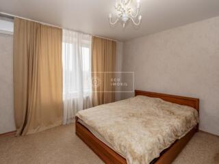 Se vinde garsonieră cu dormitor și living comasat cu bucătărie situat 