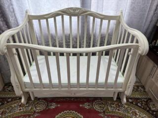 Продам кроватку