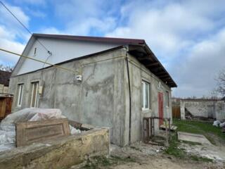 Дом на Шелковом (возле миротворцев за таможней) можно заехать и жить!