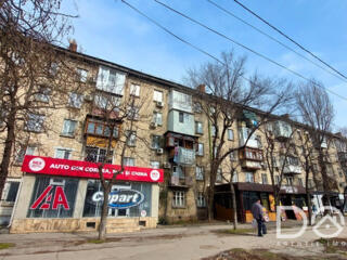 Apartament cu 3 camere în zona Gării Feroviare