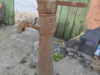 Советская чугунная водоразборная(уличная) колонка