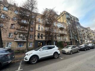 Оренда офісного приміщення в Шевченківському районі, вул. Назарівська 