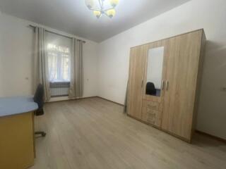 Предлагается к продаже хорошая 1-комнатная квартира 35м2 в центре ...