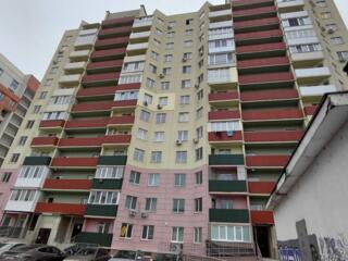 В продаже, просторная, светлая, двухкомнатная квартира от застройщика 