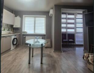 Предлагается к продаже двухкомнатная квартира с ремонтом в новом ...