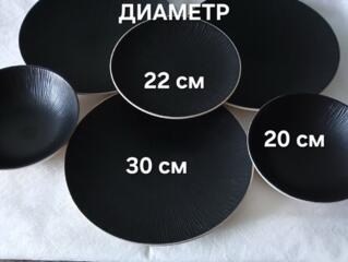 Чёрная глиняно-глянцевая посуда