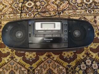 Продам магнитолу " Panasonic " в отличном состоянии,
