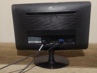 Продаю монитор, фирмы Samsung. В городе Николаеве. Диагональ 22. Без