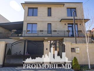 Vă propunem spre vânzare această casă în Durlești, str. Calea Unirii .