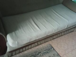 Продам софу холодильник и стенку недорого