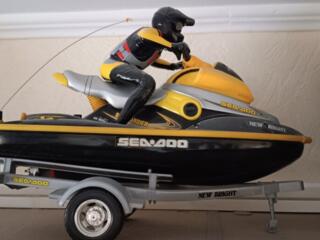 Продам на радиоуправлении игрушку.