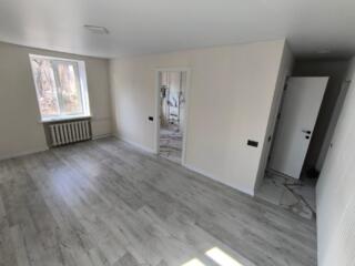 Продаётся 1 комнатная квартира центр