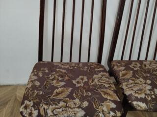 Стулья в идеальном состоянии.