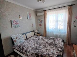 Продам 2-к квартиру на 7 станции Люстдорфской дороги