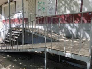 Продам офисное, фасадное помещение  на Заболотного, площадью 50,4 кв .