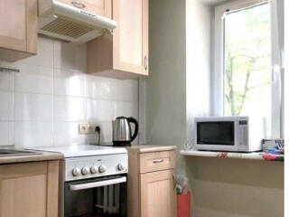 Продам 3х  комнатную квартиру на Варненской -Интосана