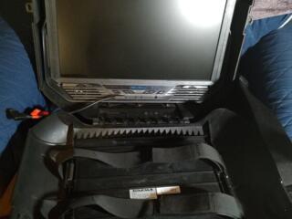 Продам портативный кейс экран для приставки