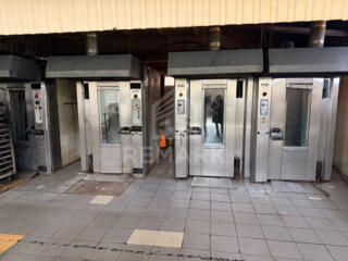 Spații cu suprafața de 290 mp. - fostă producere alimentară.  Se ...