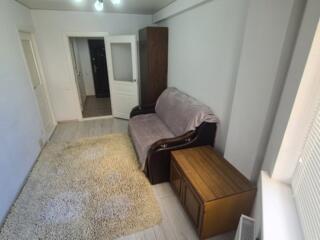 За КЦ "JAMBO" через 300 м, на 2 эт. из 10 этажей, автономная, мебель