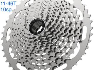 Запчасти, комплектующие (на фото не всё)