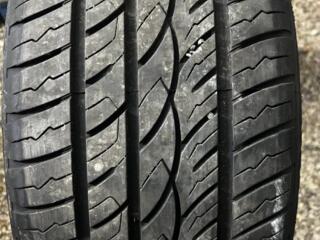 Отличная резина 235/50R18