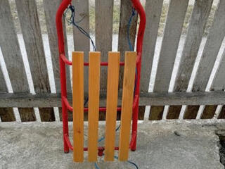 Sanie Metal Rezistenta 800 lei.