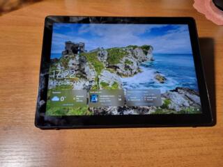 Планшет Dell Latitude 2-in-1, i7 8x4,2GHz/16GB/128GB + Win 10/11