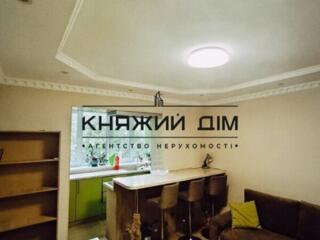 Чудова роздільна 2х кімнатна 300м від м.Харьківська по вул. ...