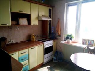 Пропонується 2-кімнатна квартира по вул. Анни Ахматової 43. Квартира .