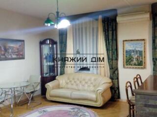 Здається відмінна 3-х кімнатна квартира по вул. Вишгородська 4. ...