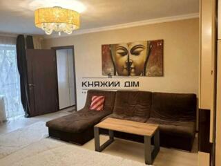 Продаж 2 кім. студії на вул. Бойчука (Кіквідзе) 13А. / хрущовка 1961, 