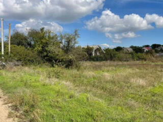 Предлагается к продаже земельный участок общей площадью 15 соток под .