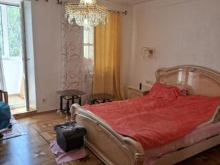 Продам 3-х комнатную квартиру на Молдаванке в кирпичном спецпроекте.