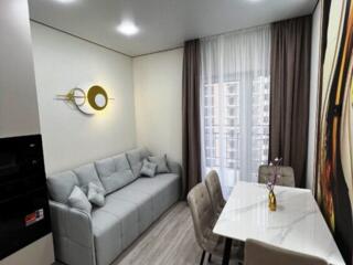 Стильная однокомнатная квартира в Жемчужном квартале на Краснова