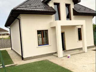 Продам новый 2-х этажный дом в центре Фонтанки