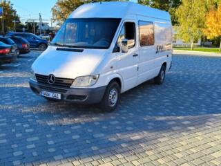 Продам двигатель 611 2,2 на Мерседес спринтер