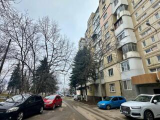 Apartament cu 2 camere, Buiucani.