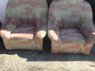 Продам кресла 2 шт.