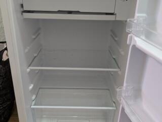 Продам холодильник Shivaki