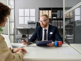 ЮРИСТ.В ПРЕДДВЕРИИ ПРАЗДНИКА 8 МАРТА ЖЕНЩИНАМ консультации бесплатно