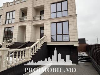 Vă propunem spre vânzare Townhouse de colț, amplasat în Codru, str. ..
