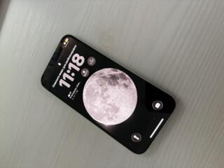 Срочно продам iPhone 12 64 gb в хорошем состоянии