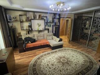 Сдам квартиру 3 комнаты Красные казармы