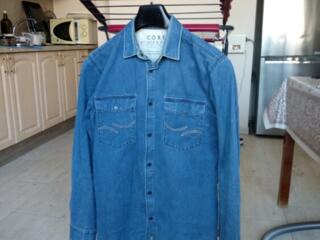 Три мужские джинсовые рубашки в идеальном состоянии. Размер 46-48.