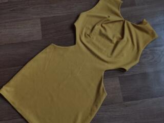 Продам два платья